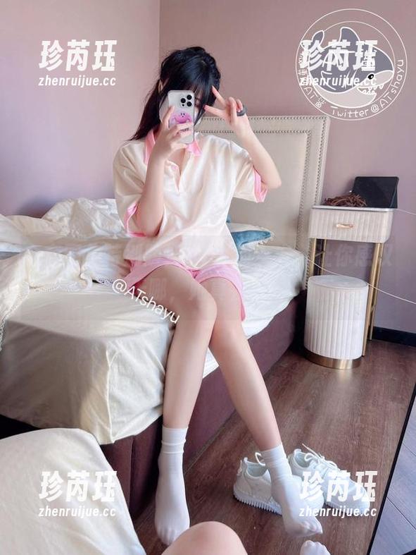 全套图集特别版！AT鲨的女友，让你感叹‘天哪，她真会拍’！
