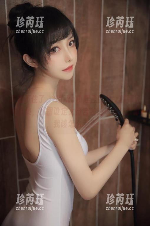 真忍不住了，Shika小鹿鹿的兔女郎师匠写真集，原图设定太符合我的审美，救命，我该怎么选择！
