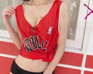 UGirls尤果网 - 郭婉祈的照片合集:日常里的不一样的你我他