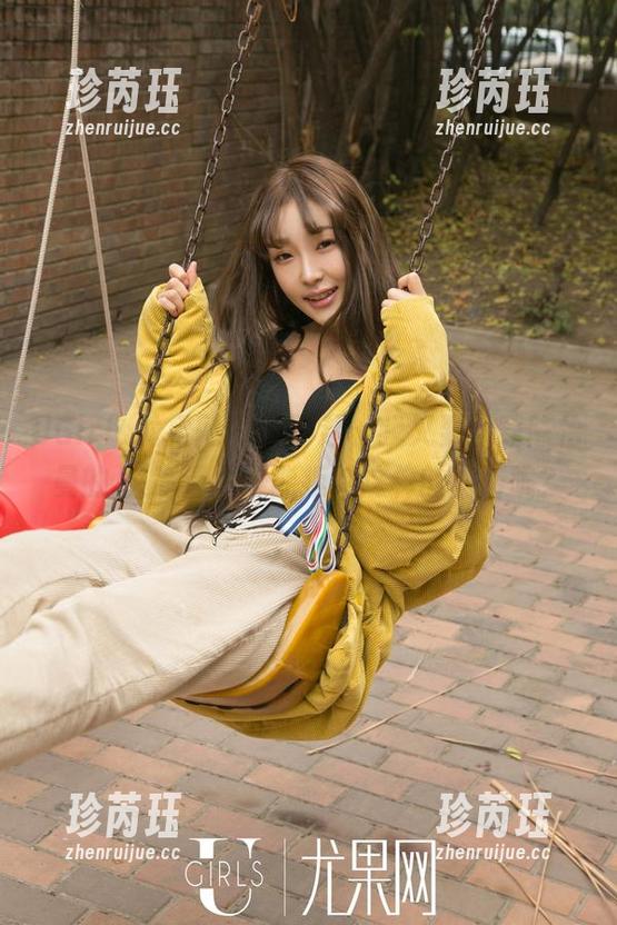 UGirls尤果网 - 对不起，我又要下载陈怡曼的JK高清，谁能拒绝这样的画面呢？