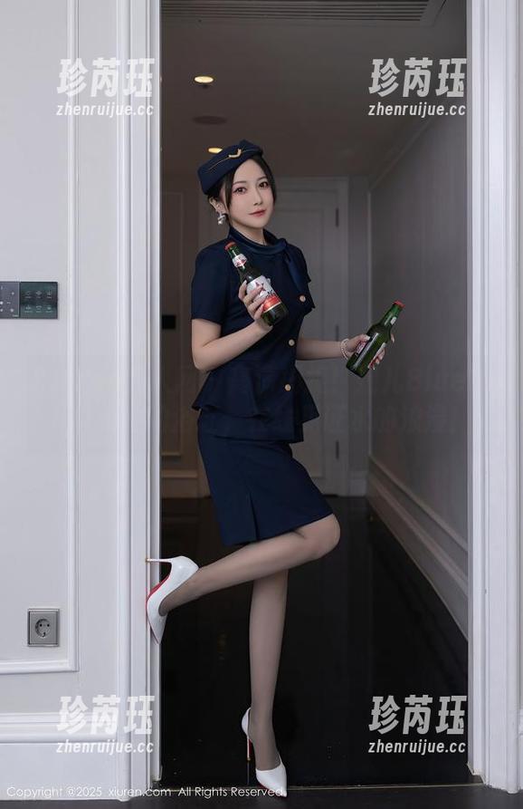 Xiuren秀人网 - 高清捕捉！妮儿Bluelabel和她的浴缸，在线见证水的浪漫！