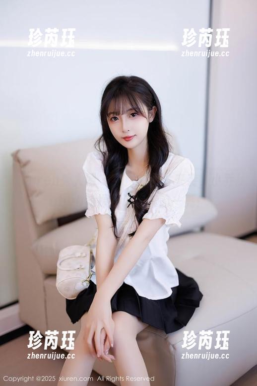 Xiuren秀人网 - 免费的图片来袭，小乔babyb的裸足让你眼前一亮！
