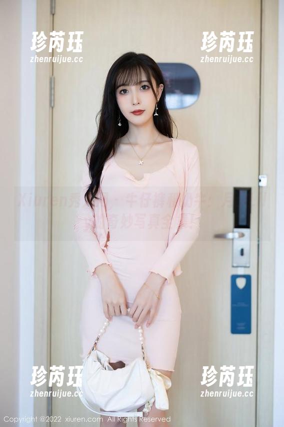 Xiuren秀人网 - 牛仔裤和奶牛：月夕Lily的奇妙写真全集！