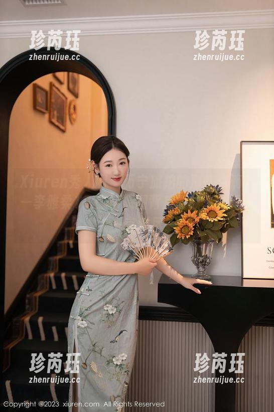 Xiuren秀人网 - 万宁旅拍的那些点滴——李雅柔182CM原图背后的故事，真的，一言难尽！