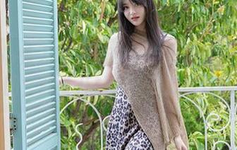 Xiuren秀人网 - 清纯加点小野性：王曼柔私拍套图，我要开始纠结到底喜欢哪一面！