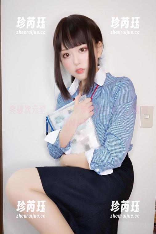 突破次元壁，Yuki亭带着肉丝私拍，诱惑力MAX！