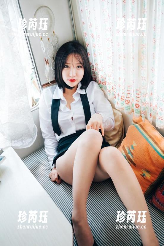 美图来袭！yeeun孙乐乐的复古游戏女孩，满屏青春！