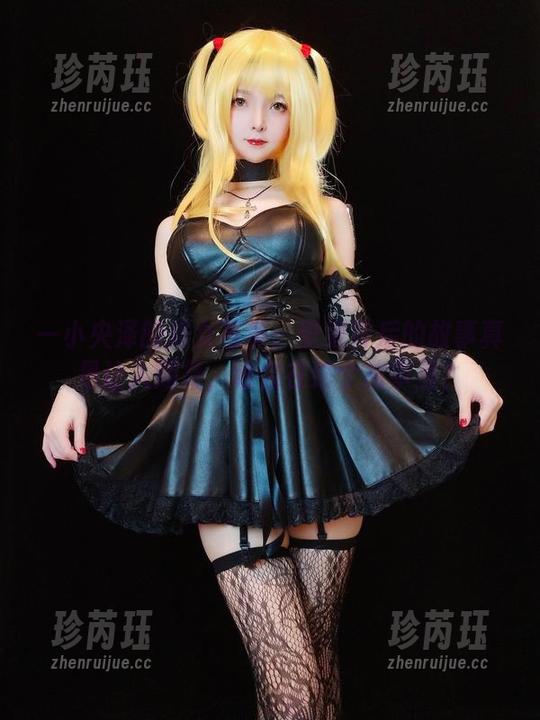 一小央泽的修女写真：壁纸背后的故事真是让人期待，谁会在这个故事里？