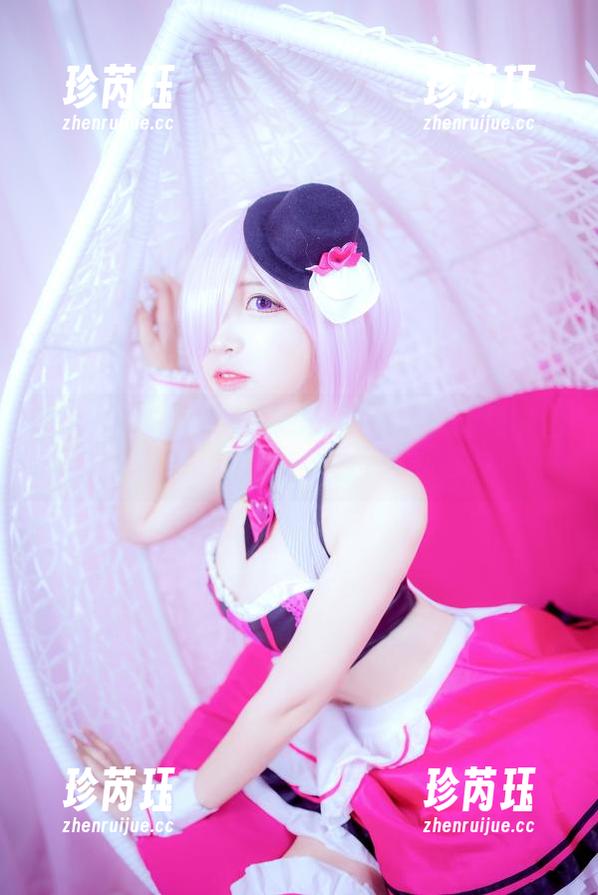 看二佐Nisa如何用双马尾征服全套写真圈！