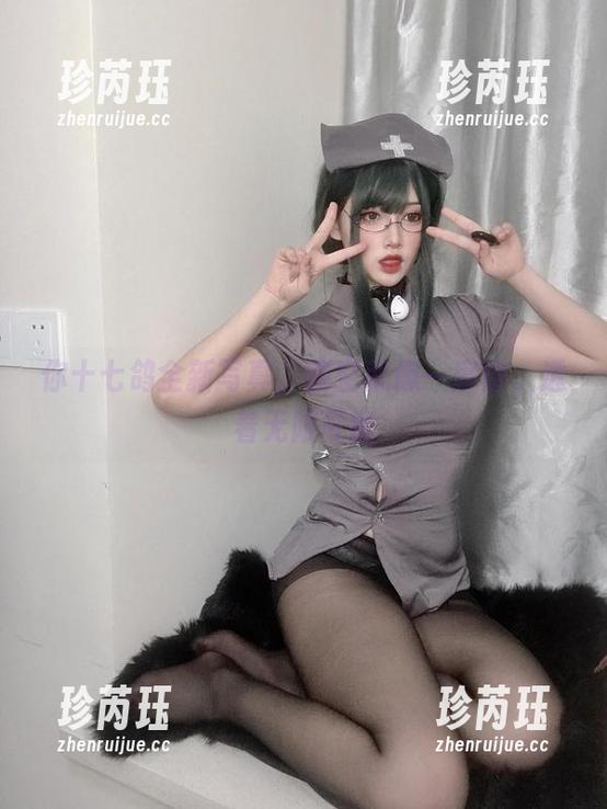 你十七鸽全新写真，镂空就像一扇窗，透着无限可能