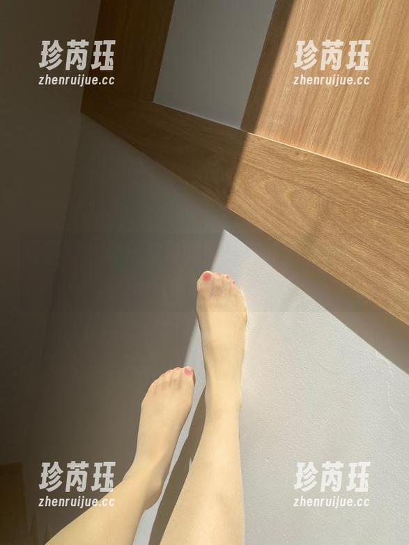 微密圈 - 又一波最新肉丝资源！俏妞qiaoniuTT私心推荐！