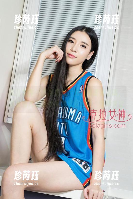 克拉女神 - 最新展现！周迪的厨娘之路，这组图片里既有食欲又有情绪，值得关注