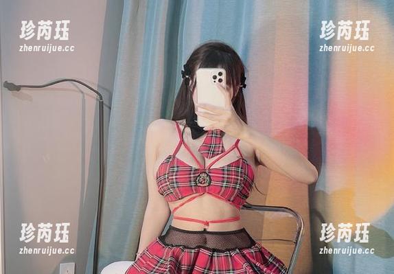 微密圈 - 完全没想到兔宝妮to的网袜照片能这么撩，原图展示了什么叫不经意的诱惑！