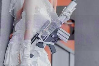 南宫的明日方舟泥岩礼服写真，难道这就是传说中的“只看脸不穿衣”？