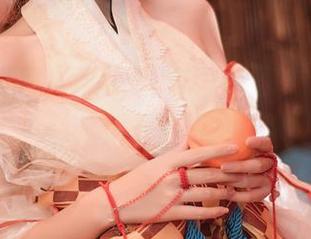 南桃Momoko女孩的写真分享：那些年我们追过的桃子回忆！