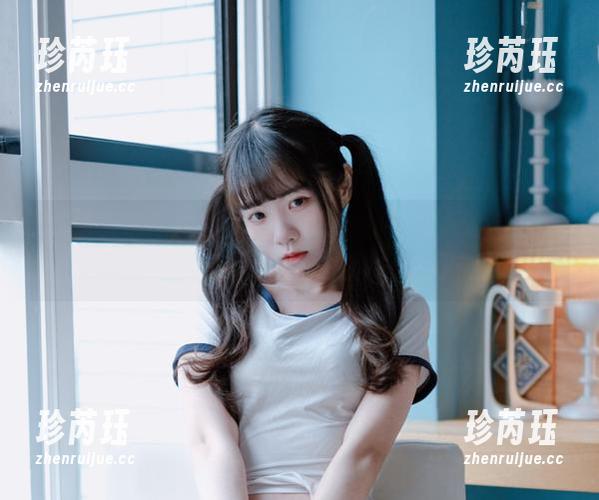 这组免费图片：可可小白兔职业装的魅力，真是让人心动不已。