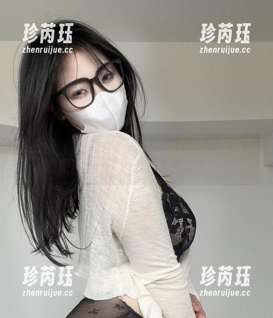 微密圈 - 看可爱的肉巴：我在男友视角下的原图揭秘，真有那么好看吗？