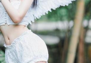教室里的青春印记：喵糖映画的JK制服写真合集让我怀想