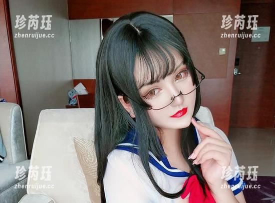 天狼星泳装图集：夏鸽鸽不想起床有没有偷偷和外星人交流？