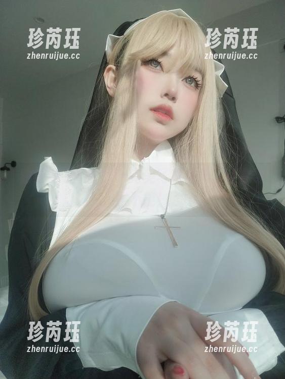 豹纹内衣+女主K=完美写真合集，让你欲罢不能！