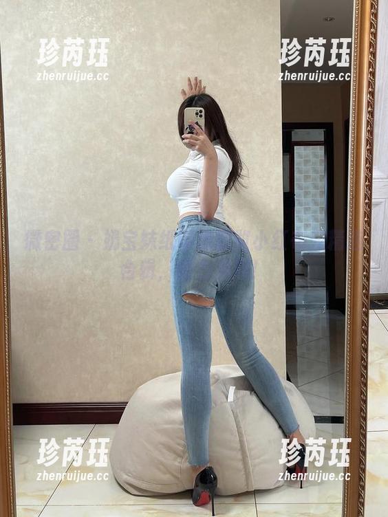 微密圈 - 奶宝妹纸带你游览小红布兜精选合辑，萌力满满！