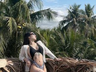微密圈 - 宋昱欣全套婚纱：原图让你一秒变‘单身狗’的情感专家！
