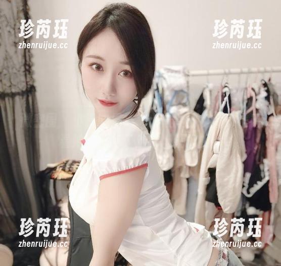 微密圈 - 小玉吃果冻护士最新图包：快来看看她是如何‘治疗’我们的！