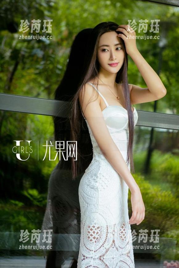 尤果网 - 简直是美图狂潮！王语纯学妹的瞬间，下载一定要稳！