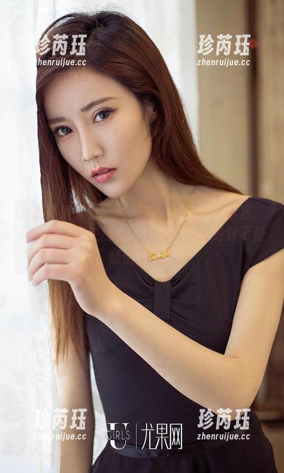 尤果网爱尤物 - 金梓馨用连体衣告诉我：什么叫‘完美比例’？这组美图绝对不是随便拍的！