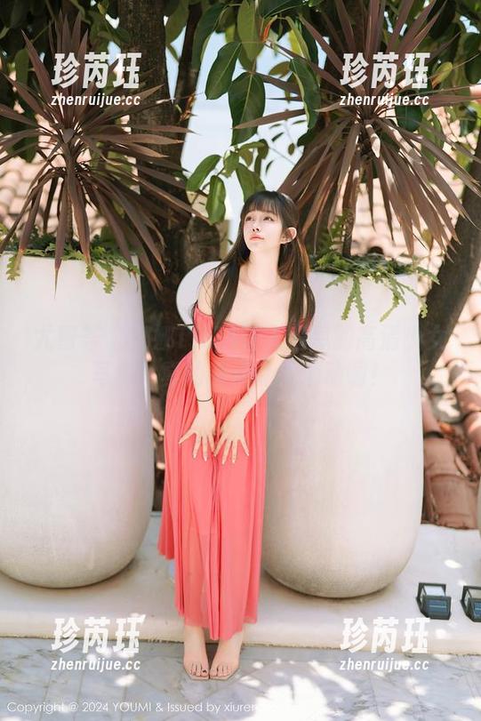 尤蜜荟 - 娜娜TINA让人窒息的高清少女写真，真的有点让人心动啊！