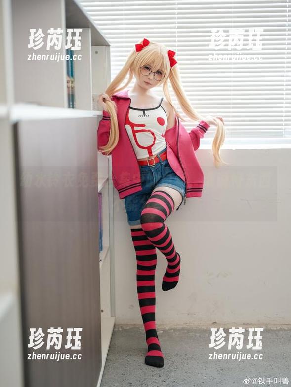 幼水铃衣免费合集中的白丝，谁说好东西不能分享？