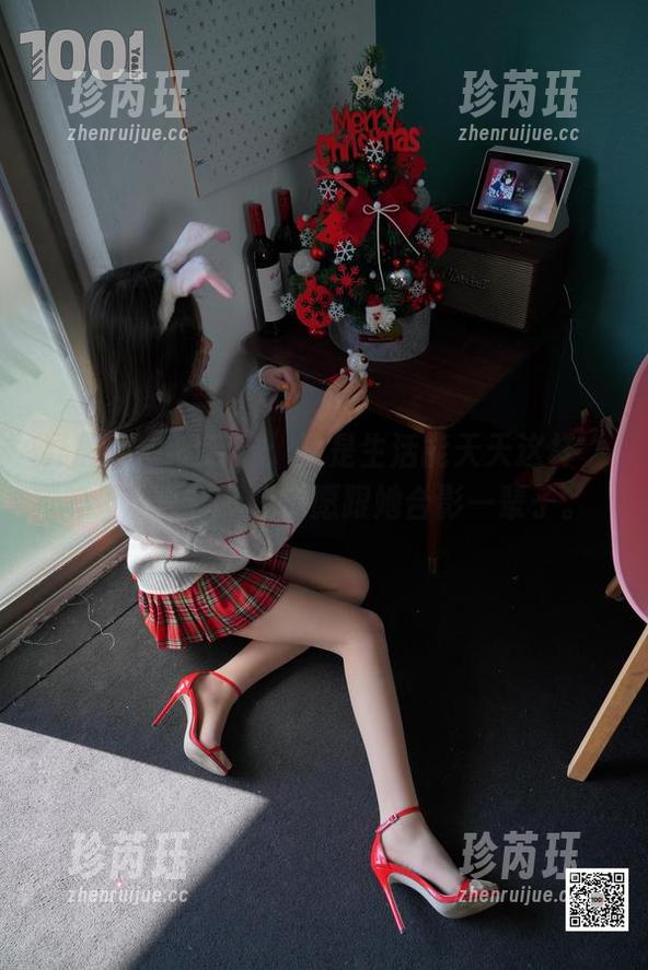 异思趣向 - 云芝：要是生活能天天这样“乍见欢喜”，我宁愿跟她合影一辈子。