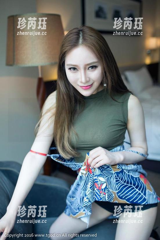推女神 - 徐妍馨Mandy黑丝福利图集，怎么看都有种‘我没有看’的冲动，哈哈！