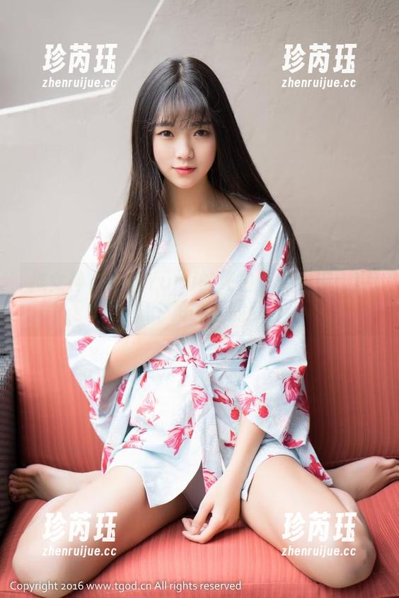 推女神 - 美昕Yumi的纯白作品分享：白得像个没睡醒的梦。