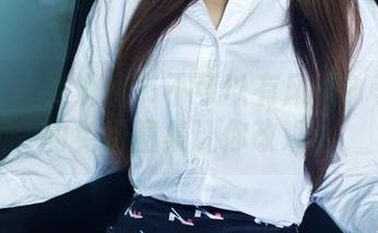 推女郎 - 谁说秘书不可以有风格？李七喜的免费图集让你改观！