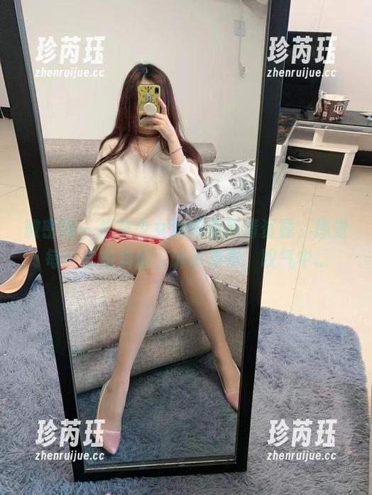 微密圈 - 提袜少女的和服高清资源，感觉每一寸布料都在诉说故事，叹气中...