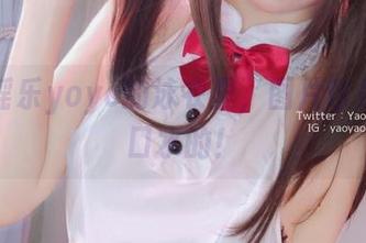 在摇摇乐yoyo的泳衣里，图片也是会流口水的！