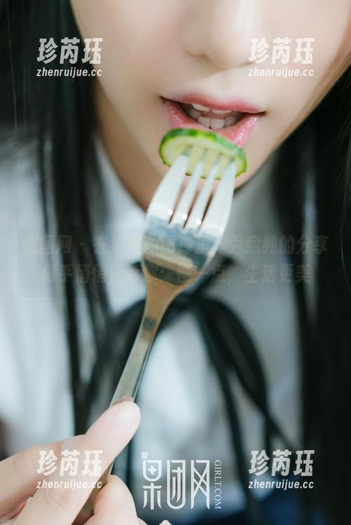 果团网 - 在温柔的图库里，尹意纯的分享似乎悄悄告诉你：慢一点，生活更美
