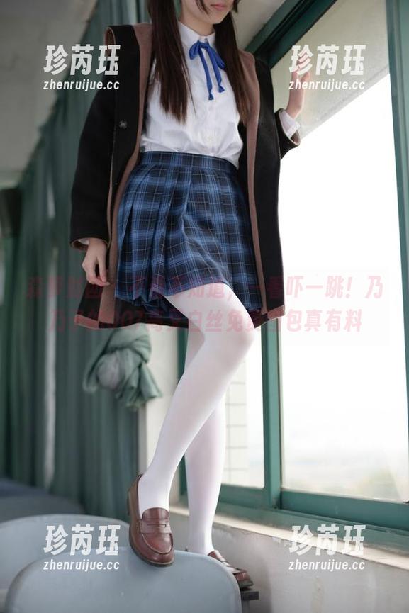 森萝财团 - 不看不知道，一看吓一跳！乃乃子的007高叉白丝免费图包真有料