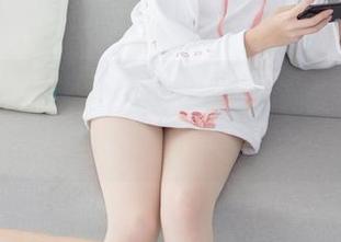 叮！森萝财团带你领略学生妹外拍的原图，绝对值得你停留！