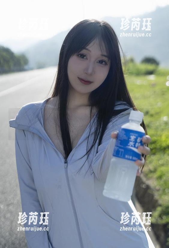 精选图像：在浅安安的世界里，湮灭不止一步之遥