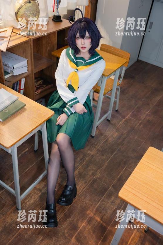 清水由乃透明图片，免费送到你的手机屏幕，不信你试试！
