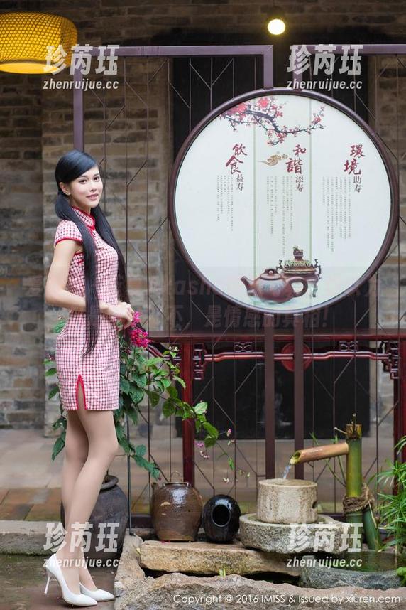 爱蜜社 - 蓝夏Akasha御姐写真：你以为只是图片？不，是情感的真相！