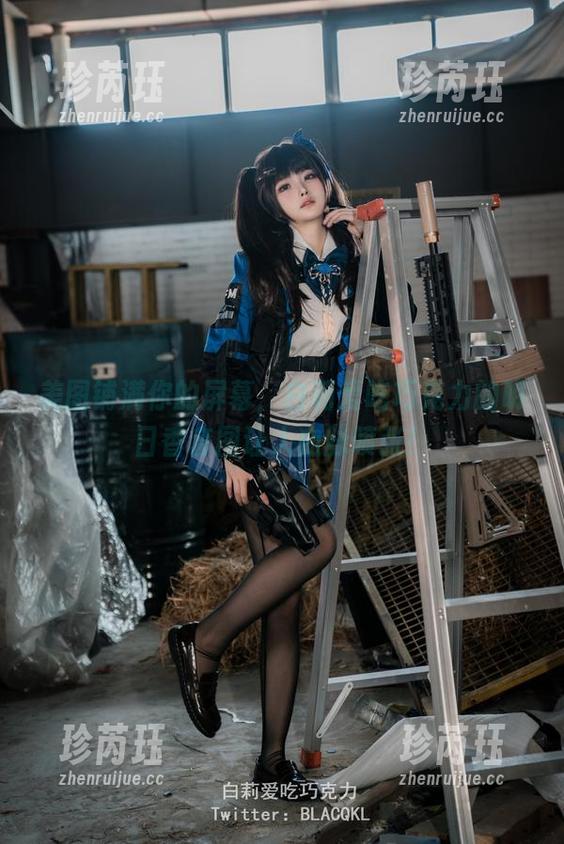 美图铺满你的屏幕，白莉爱吃巧克力的明日香套图让人血脉喷张！