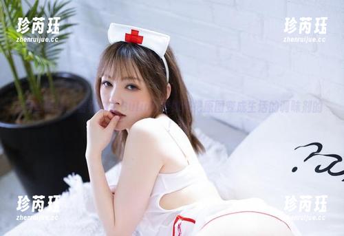 黑丝情缘：看看白露Bululu是如何把原图变成生活的调味剂的！