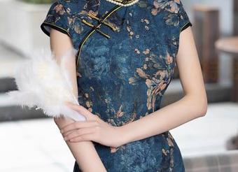 秀人网 - 卓芷伊EricA与旗袍的亲密接触：别错过这组原图精选！