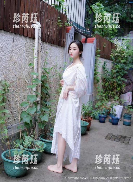 秀人网 - 双马尾写真，木子nana究竟有什么魔法，让我停不下来？