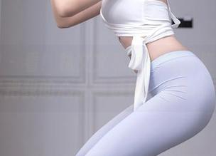 秀人网 - 看！林文文私房和服图集：不小心就把我的心都裹进她的和服里了！