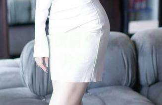 秀人网 - 甜妮的眼镜隐秘：让人捧腹的图片合集