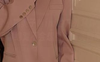 秀人网 - 糯美子Mini的户外写真，精选图库里你绝对不会想错过的美丽瞬间！